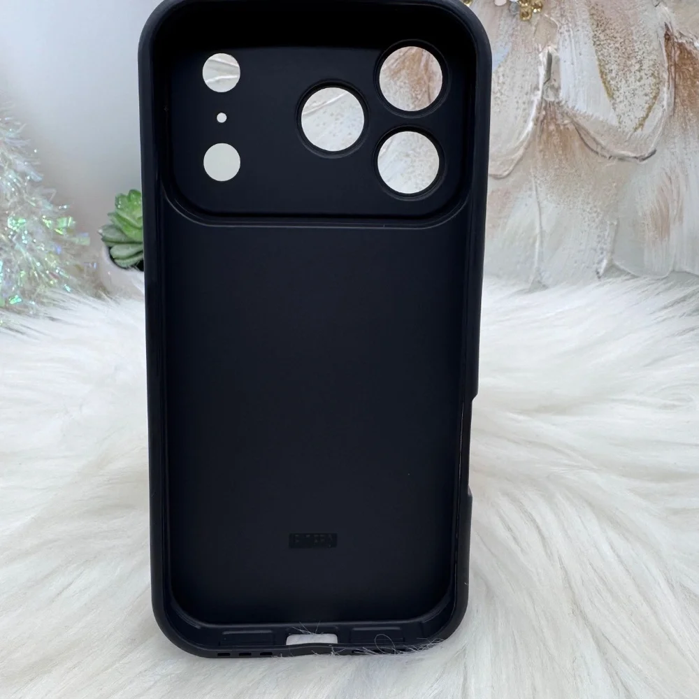 Floral Pattern iPhone 17 Pro Case
